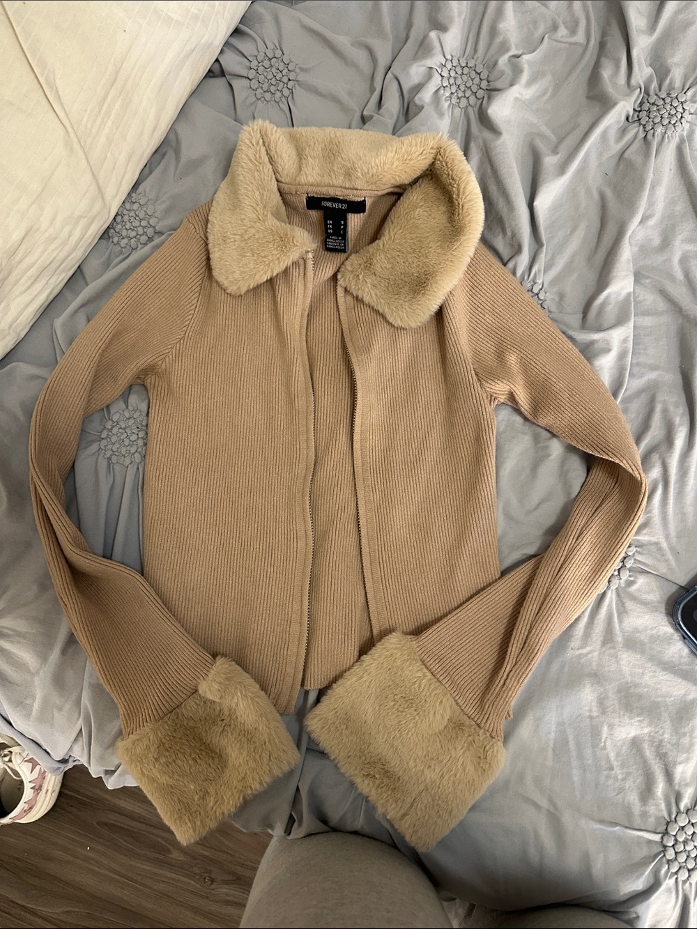 Forever 21 Tan Ribbed Zip-Up Jacket with Faux-Fur Collar & Cuffs